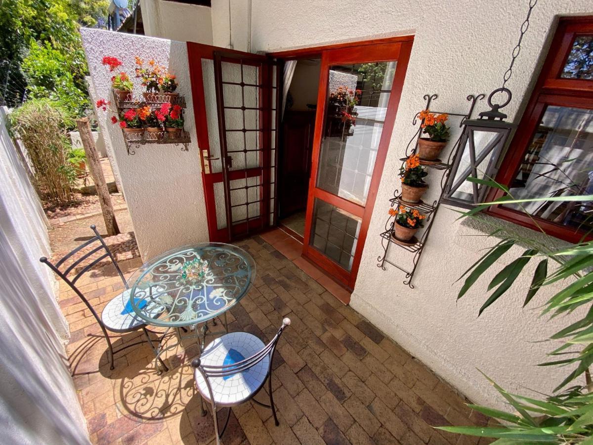 The Oasis Boutique Hotel & Residency Johannesburg Esterno foto